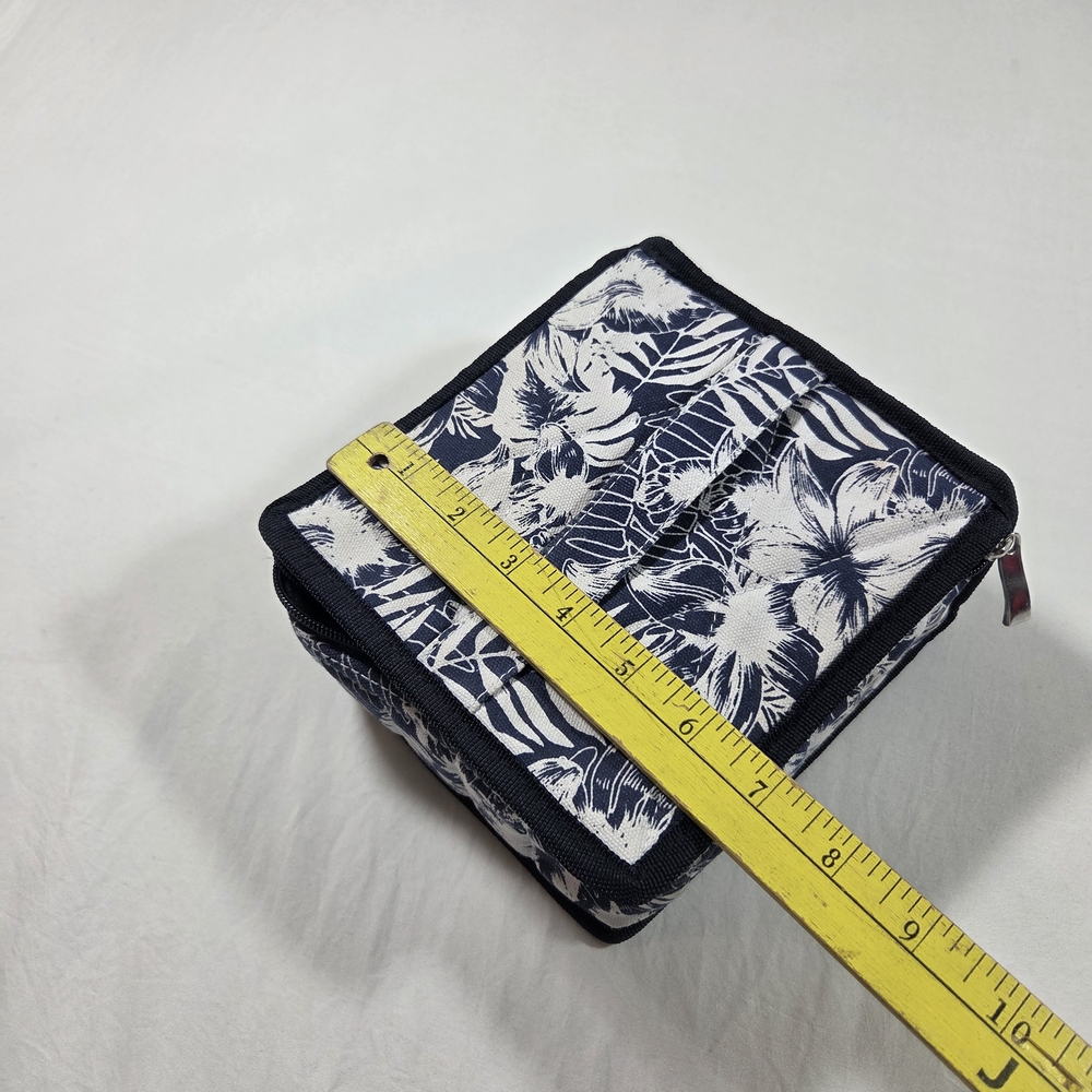 Essential Oils Storage Box Fabric Carry On Travel Blue White Floral Storage Box - Picture 5 of 9
